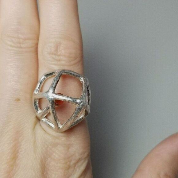 Estate Atelier Shinji Signed Silver and Red Geometric Cocktail Ring, Size 6 Band - Picture 11 of 12